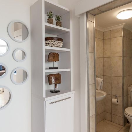 Montclaire 50F Apartment Кейптаун Екстериор снимка