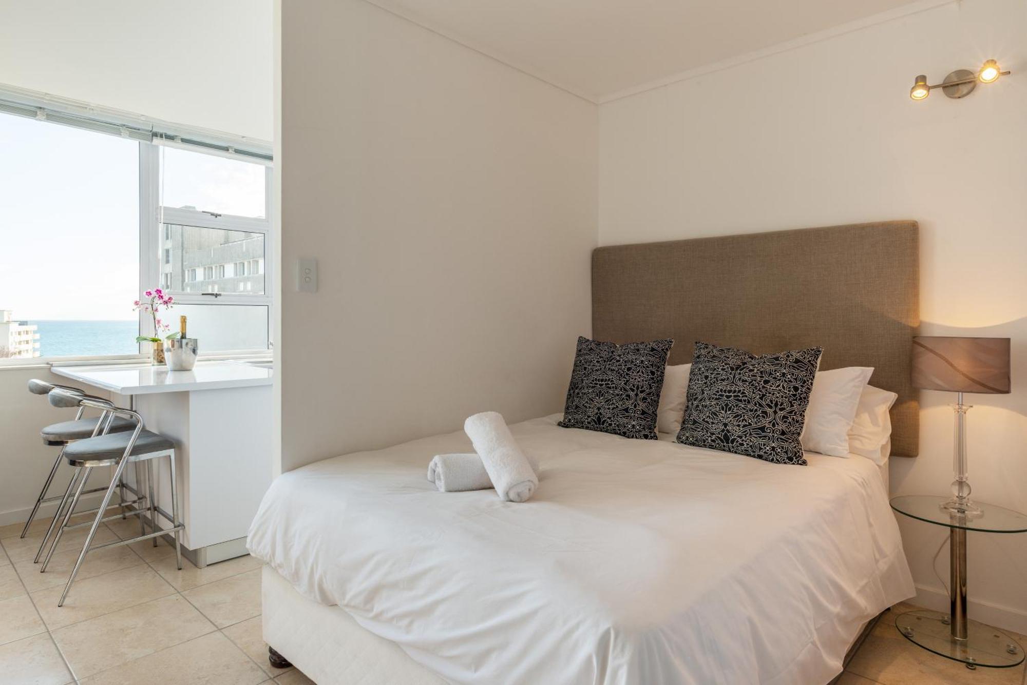 Montclaire 50F Apartment Кейптаун Екстериор снимка