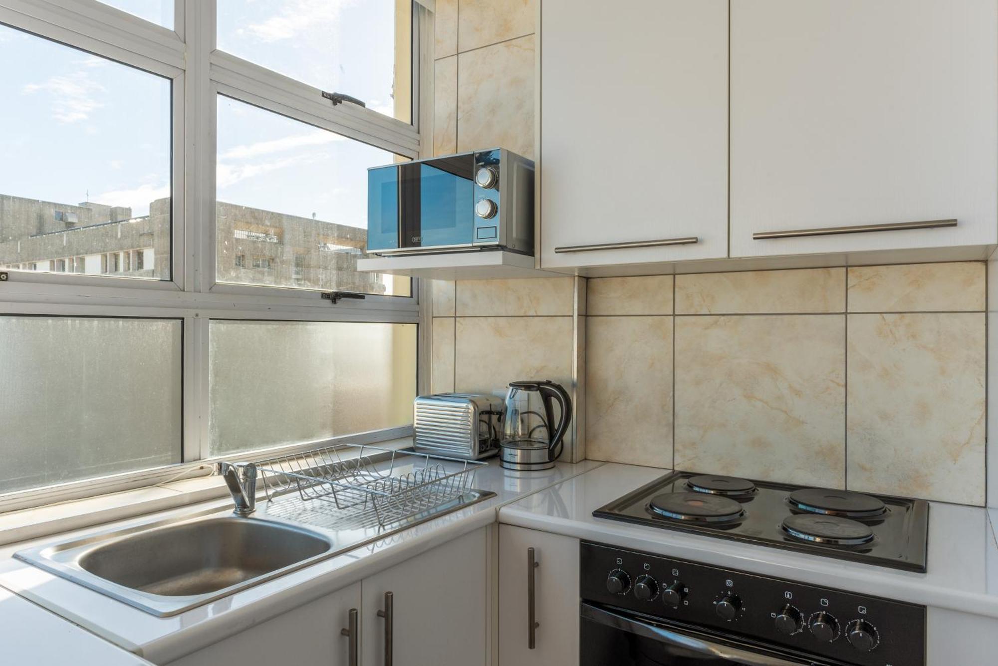 Montclaire 50F Apartment Кейптаун Екстериор снимка