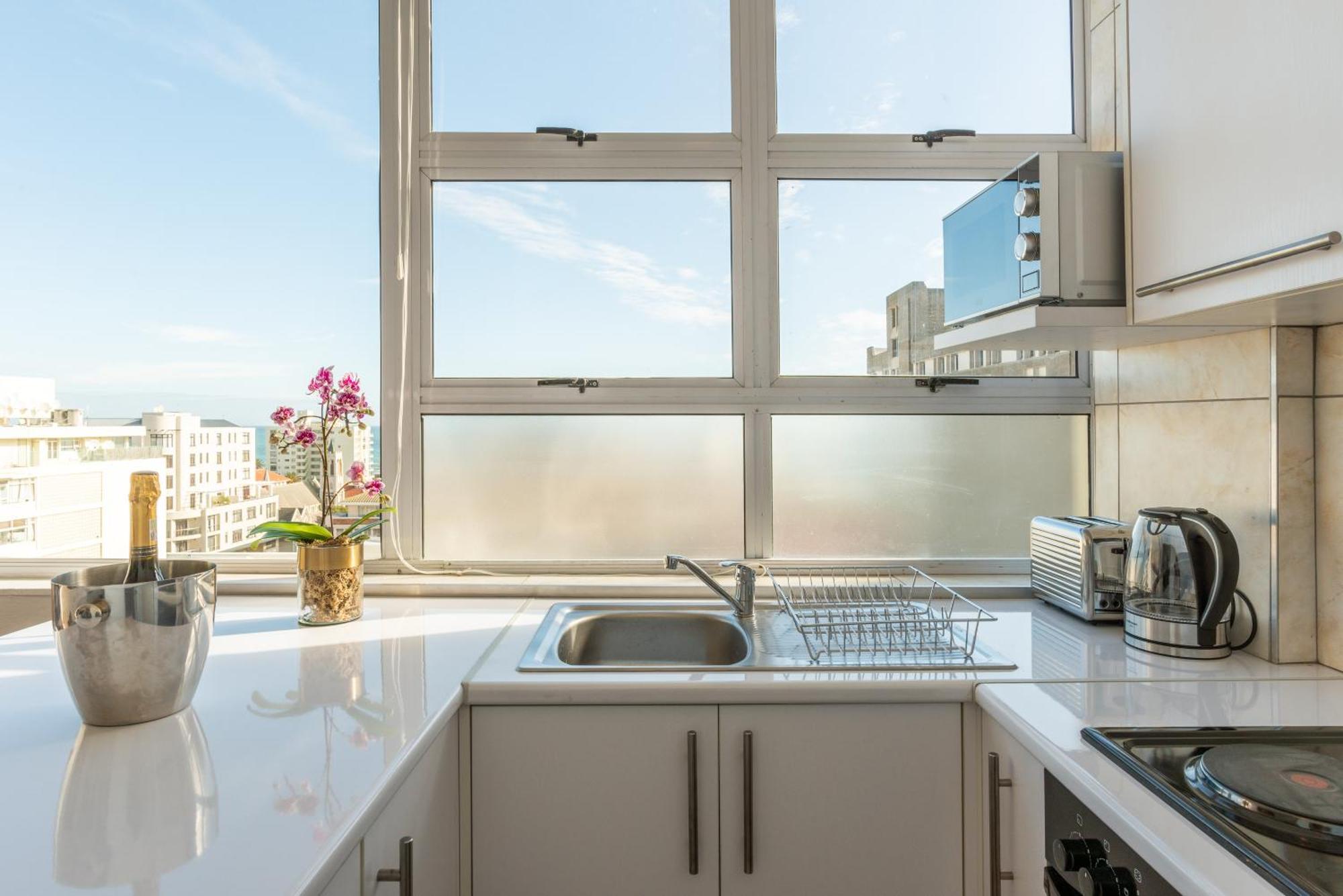 Montclaire 50F Apartment Кейптаун Екстериор снимка